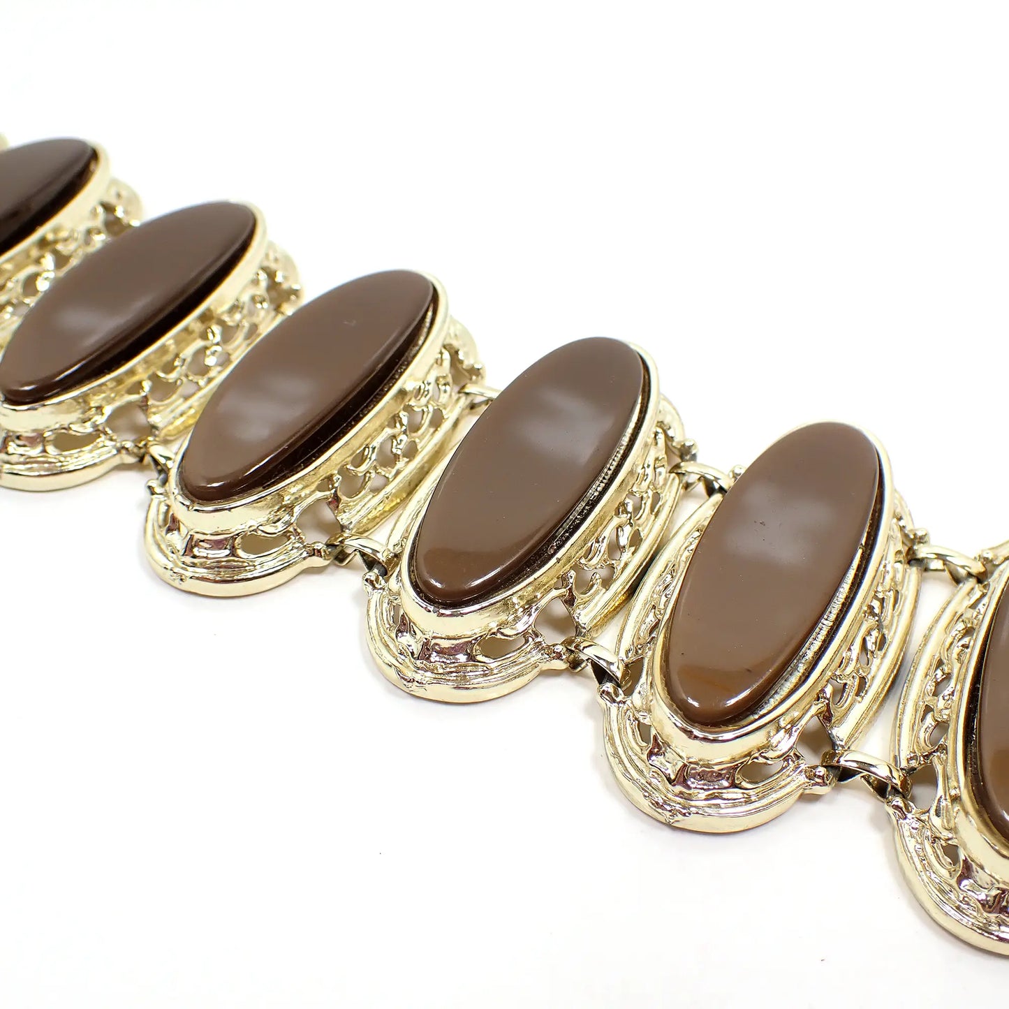 1950's Wide Pearly Brown Thermoset Oval Vintage Link Bracelet