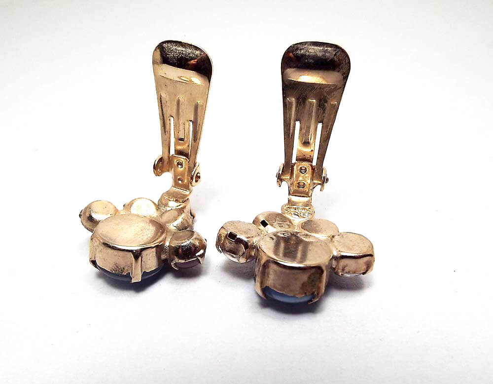 Moonglow Glass and Rhinestone Vintage Clip on Earrings