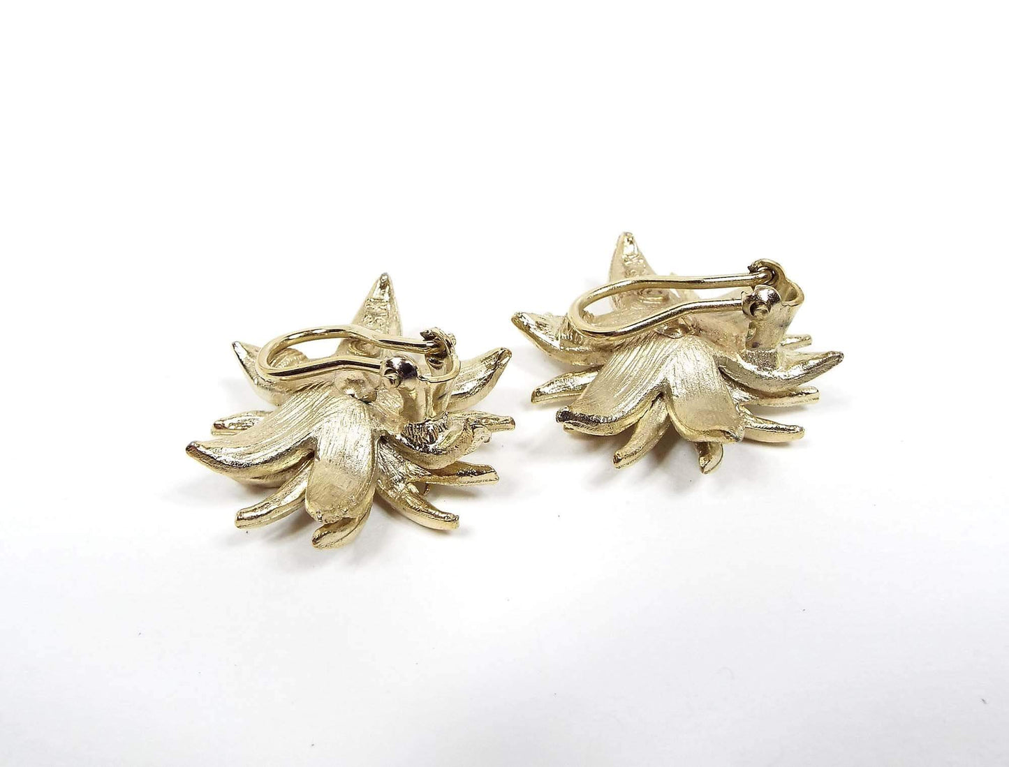 BSK Vintage Flower Clip on Earrings