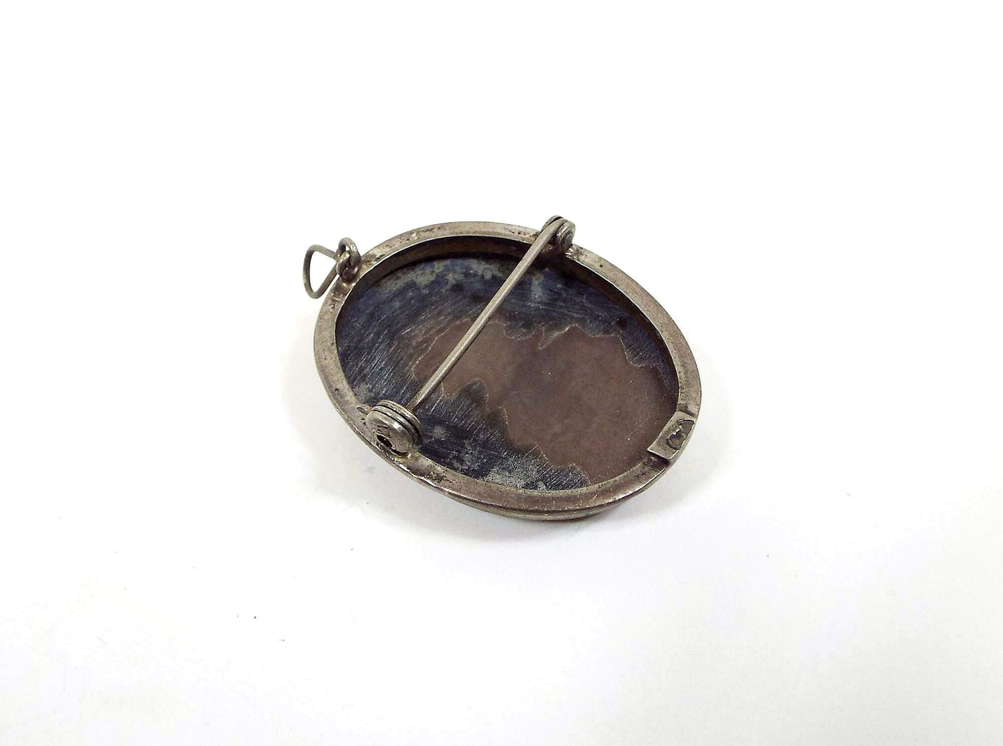 Carved Mother of Pearl Shell Vintage Cameo Brooch Pin Pendant