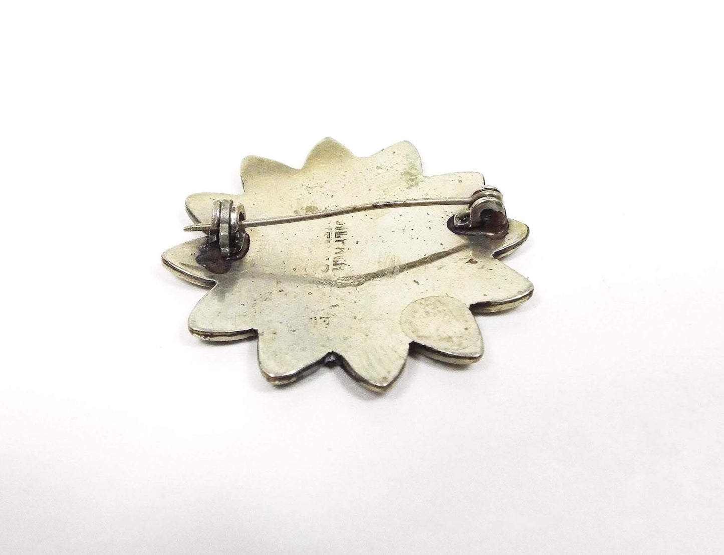 Retro Mexican Alpaca Vintage Flower Brooch Pin with Inlaid Abalone Shell