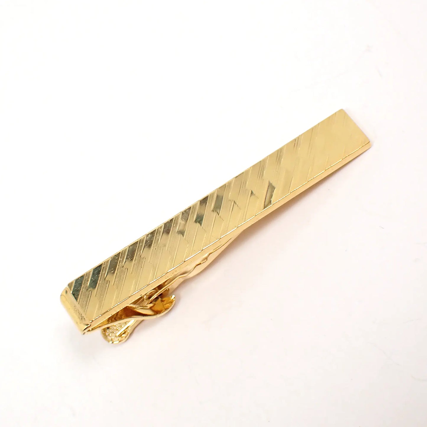 Vintage Diamond Cut Etched Gold Tone Tie Clip Clasp