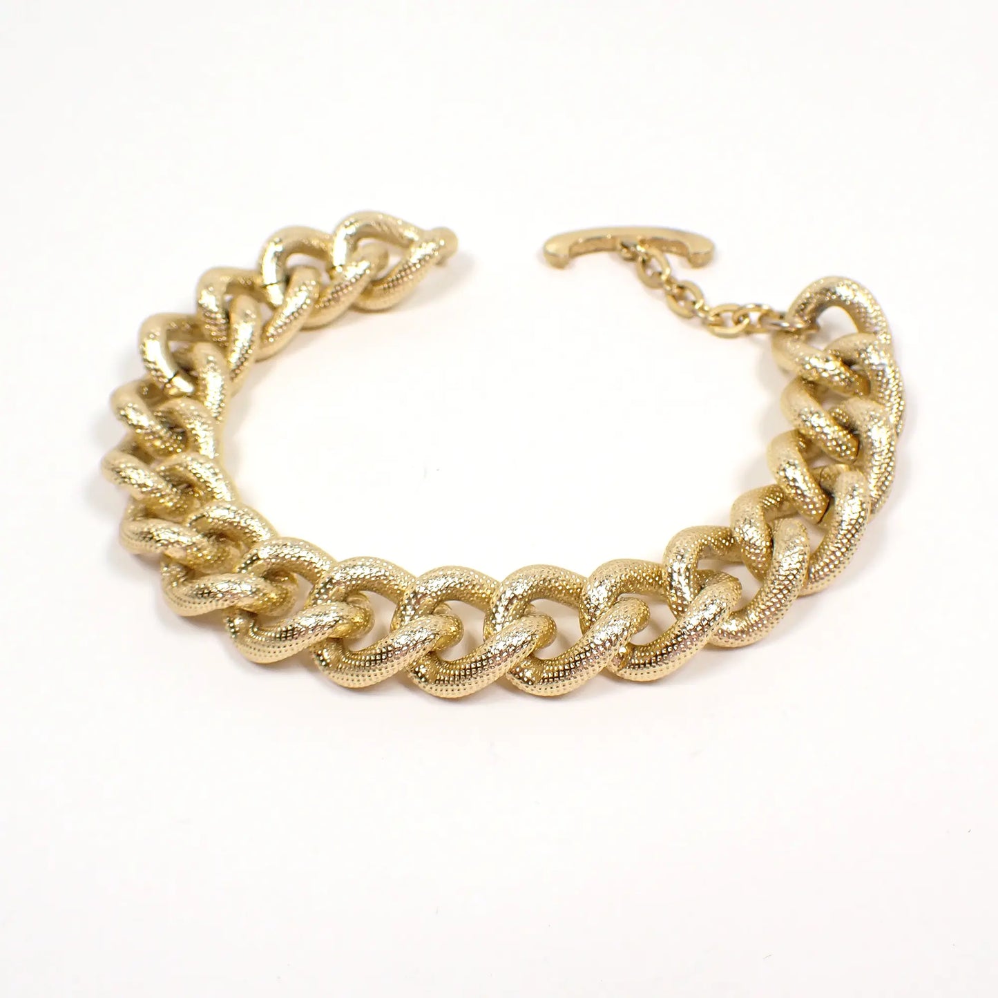 1970's Avon Gold Tone Vintage Textured Curb Chain Bracelet