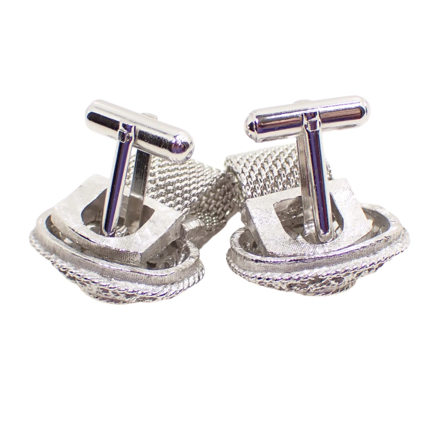 Photo of the back of the Swank wrap around cufflinks. Here it shows how the mesh goes over the back lever area. 