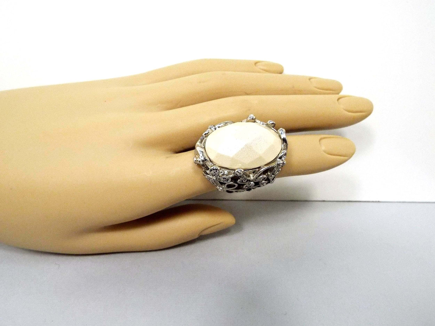Large Vintage Off White Pearly Lucite Filigree Ring