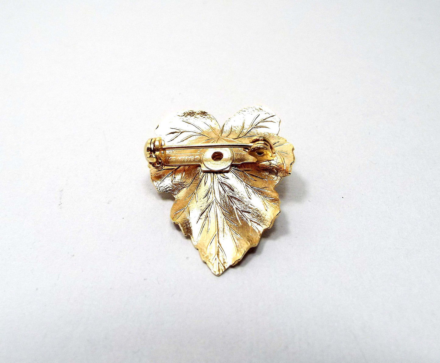 Sarah Coventry Faux Pearl Vintage Leaf Brooch Pin