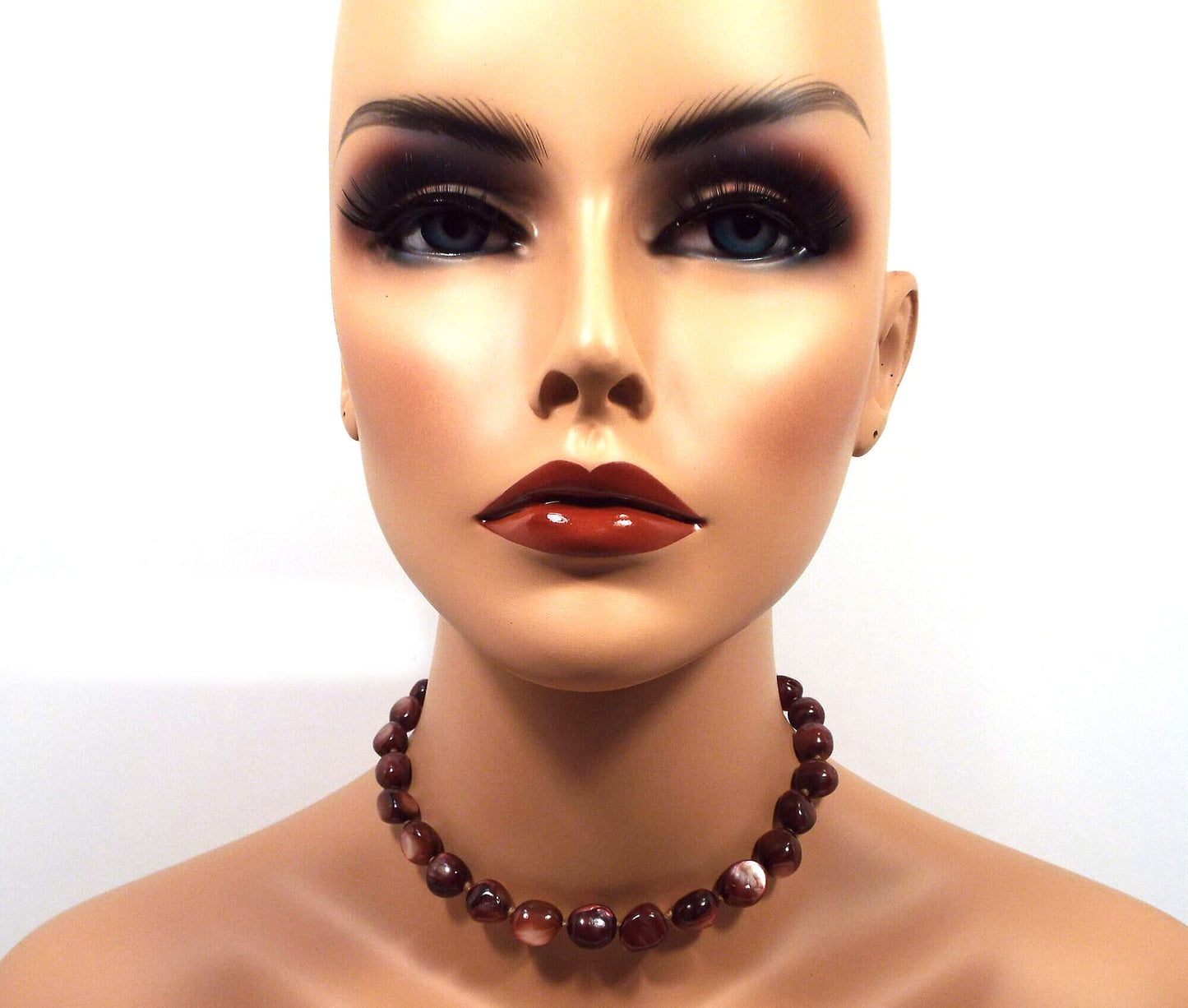 Mid Century Reddish Brown Dyed Mother of Pearl Beaded Vintage Necklace