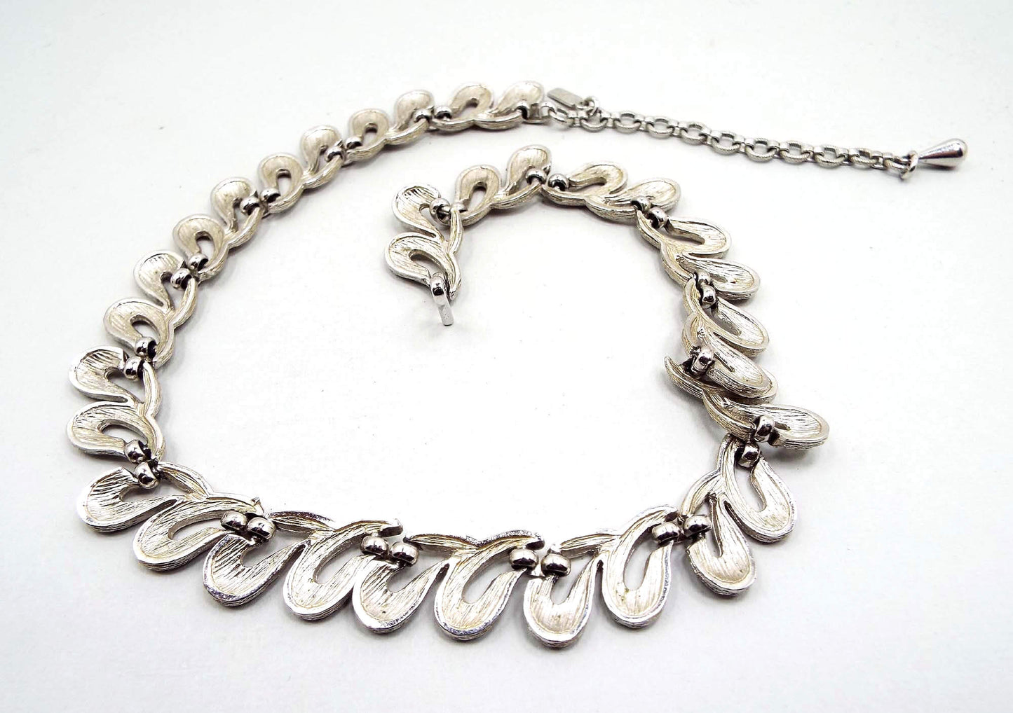 Monet Matte Silver Tone Vintage Link Necklace