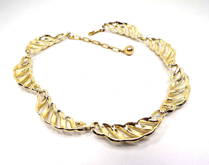 Lisner Filigree Link Vintage Necklace