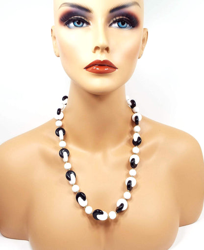 Vintage Black and White Lucite Beaded Necklace