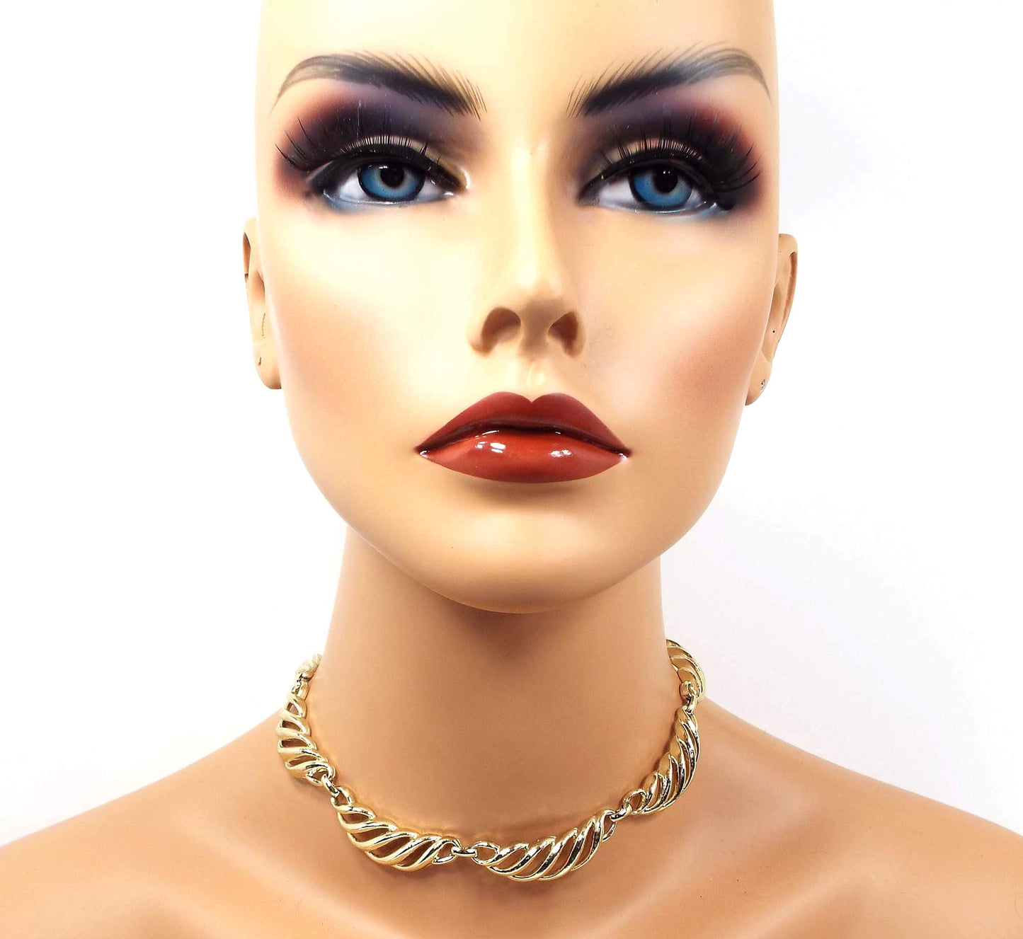 Lisner Filigree Link Vintage Necklace