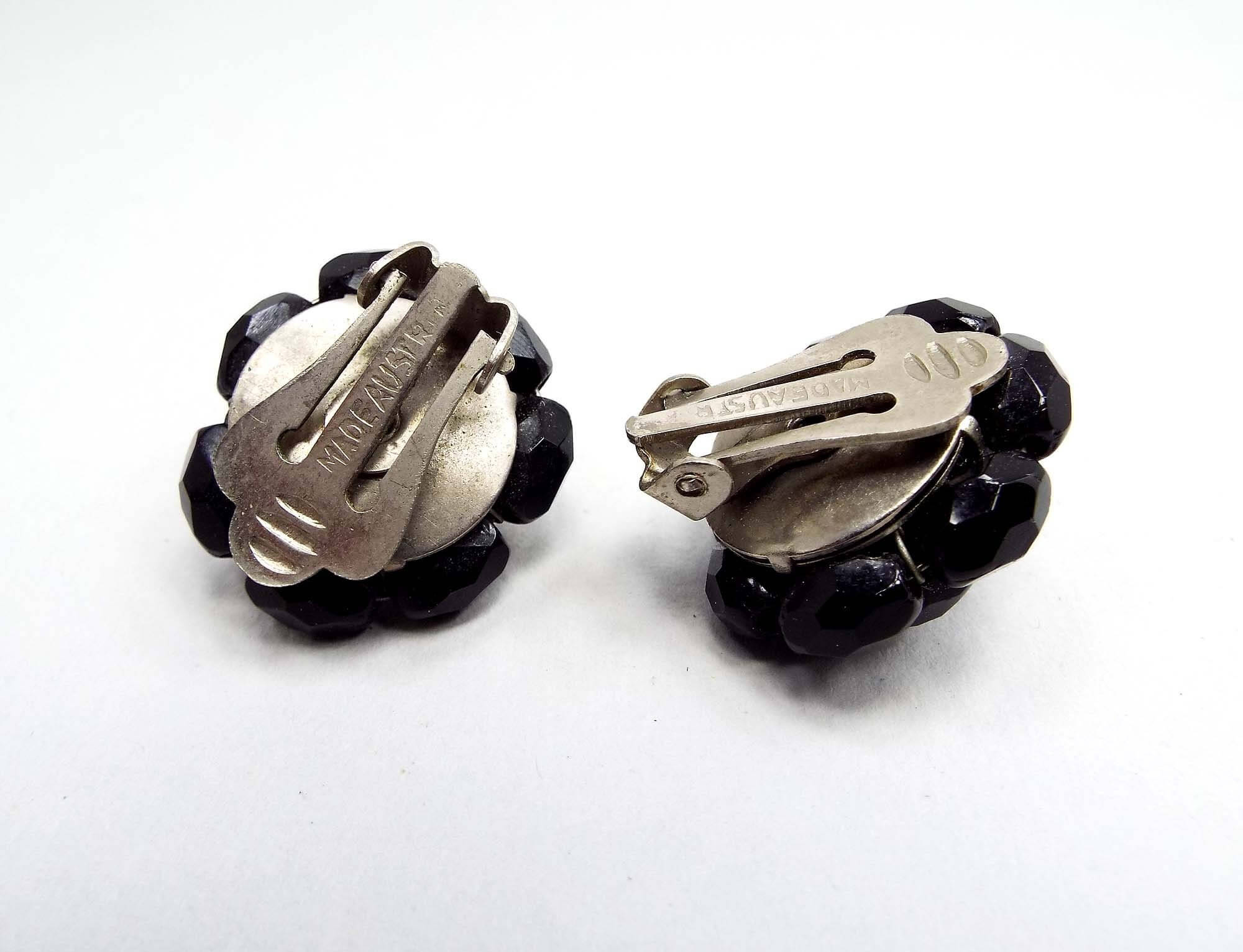 Pendientes de clip vintage con cuentas de cristal negro