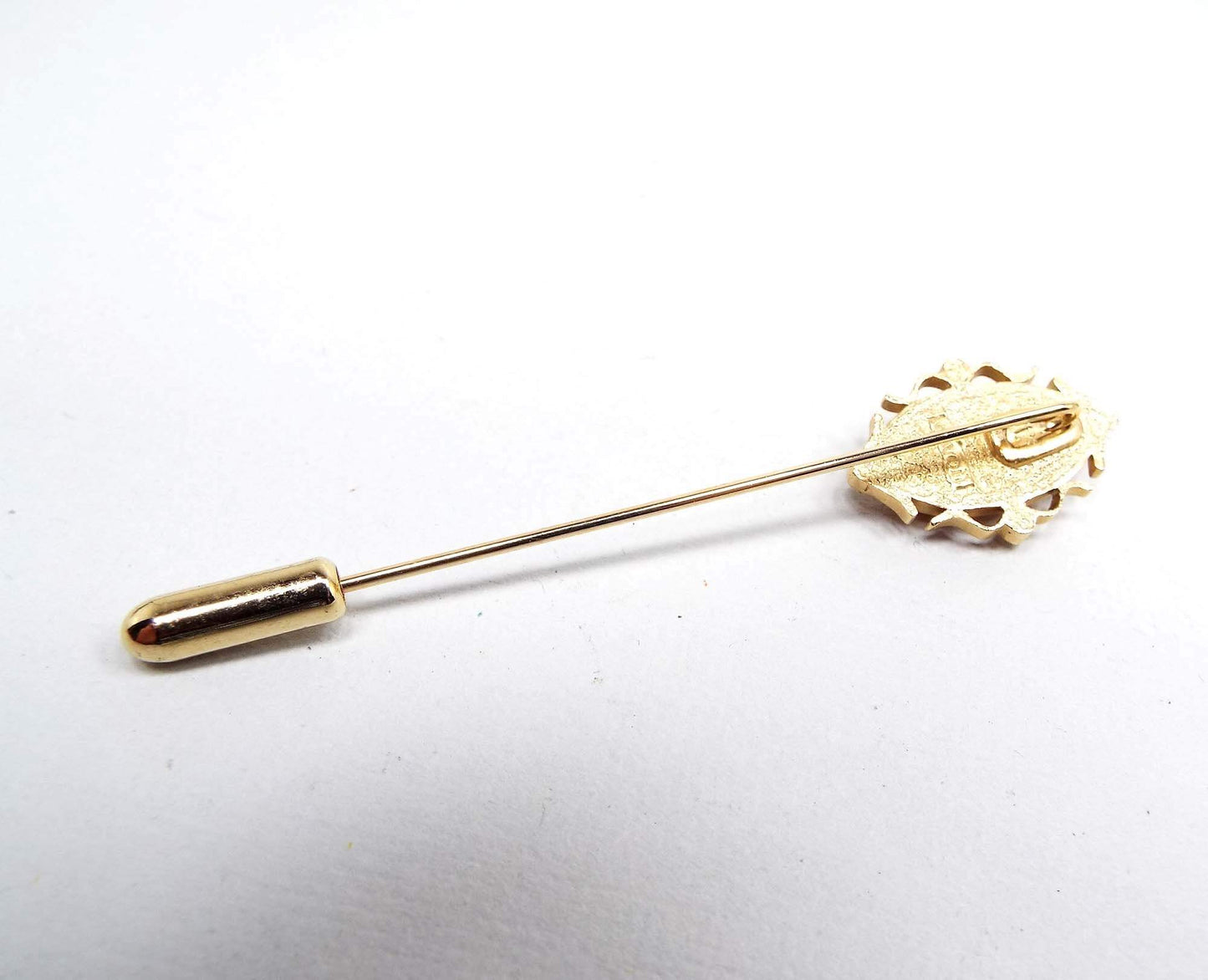 Avon Vintage Faux Pearl Cameo Stick Pin