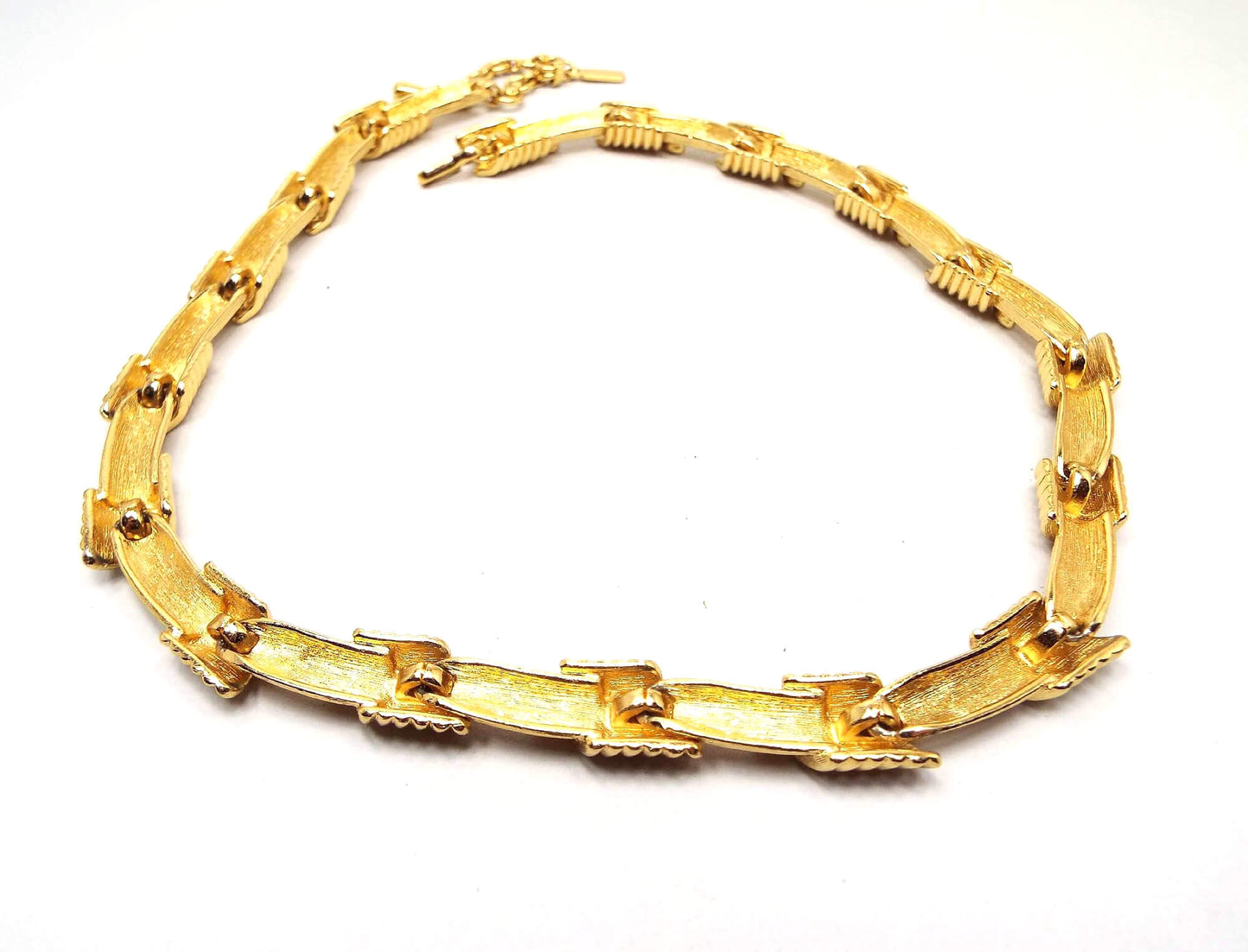 Monet Gold Tone Link Vintage Necklace