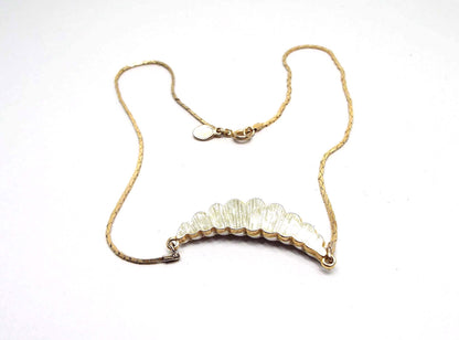 Avon White Vintage Pendant Necklace