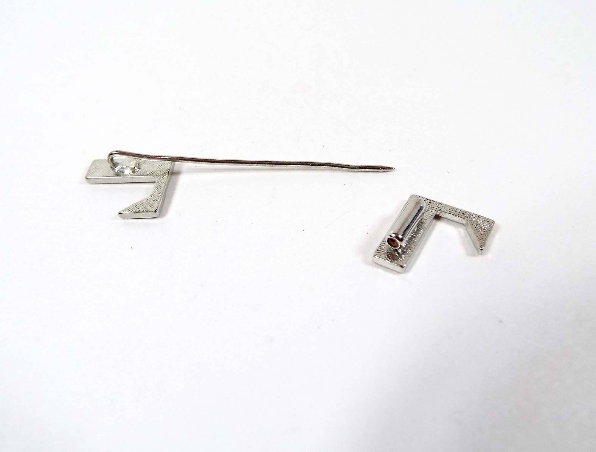 Letra inicial L Vintage Stick Pin
