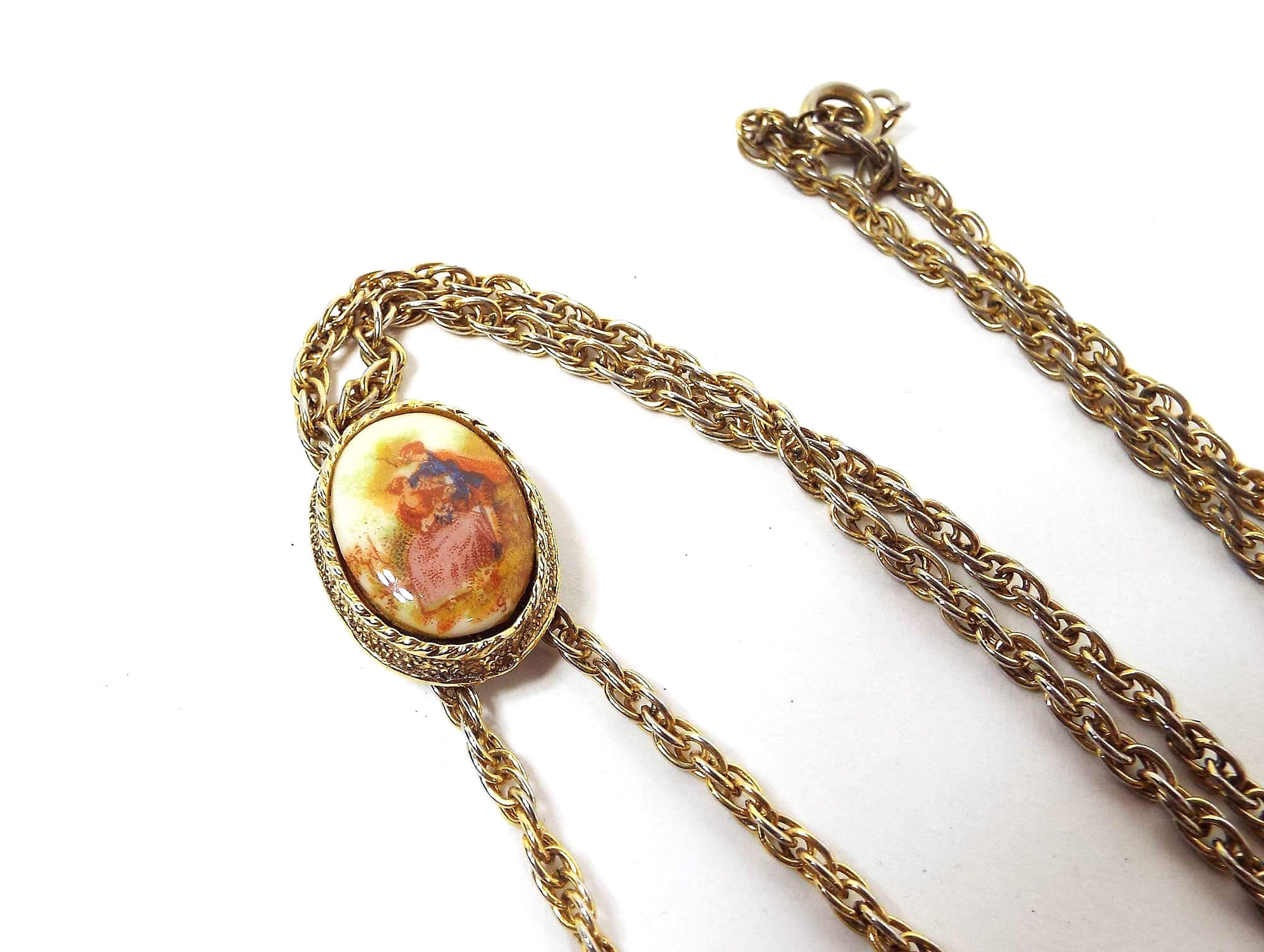 Vintage Cameo Pendant Necklace with Faux Pearls