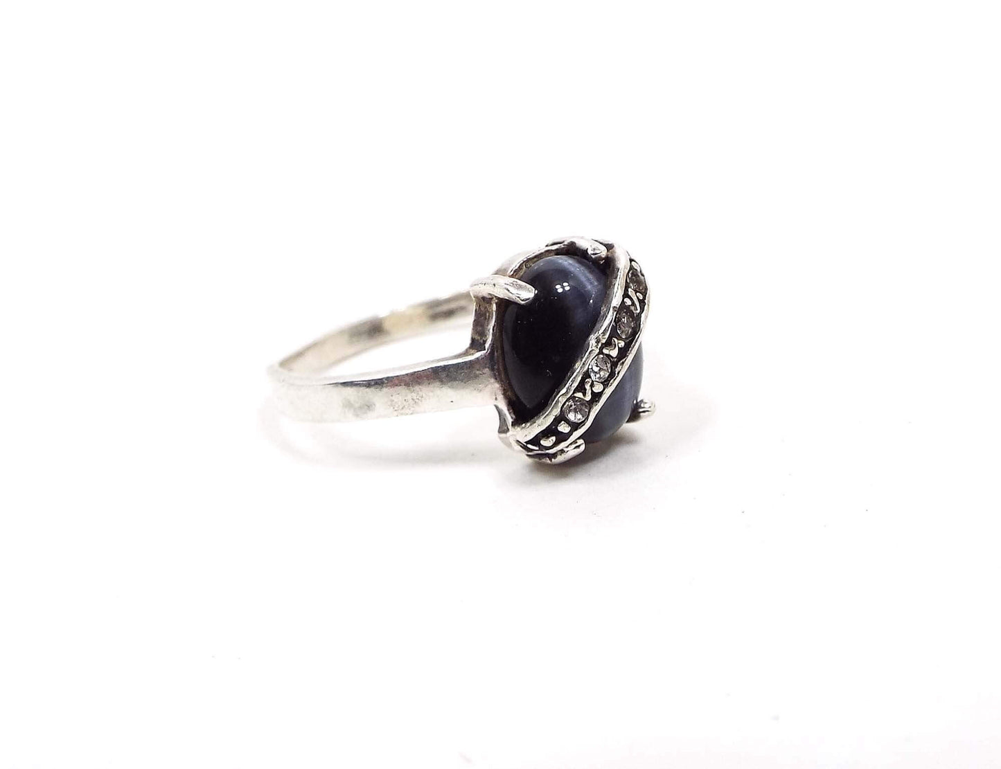 Dark Gray Glass Faux Cat's Eye Vintage Ring with Rhinestones
