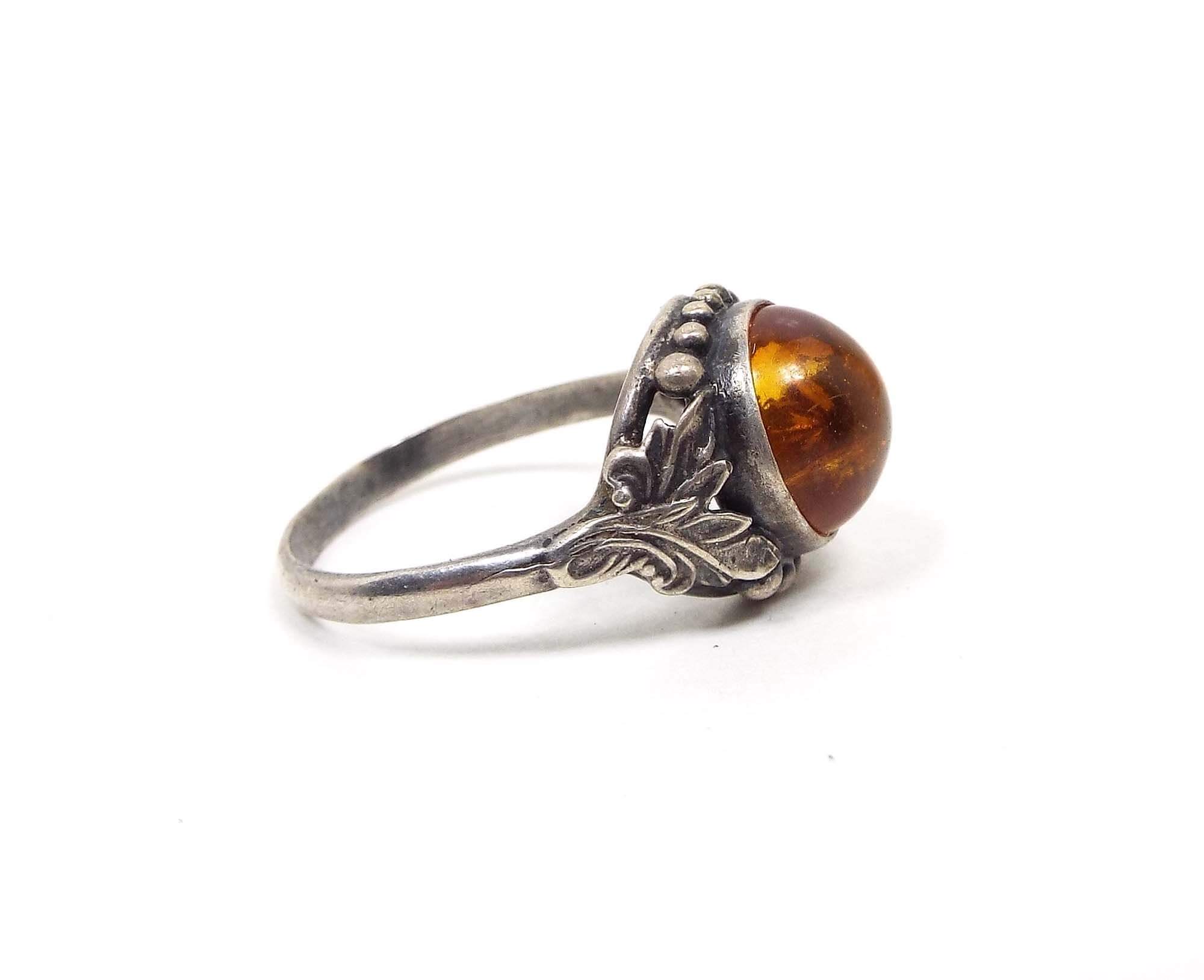 Anillo de cúpula de ámbar vintage de plata esterlina